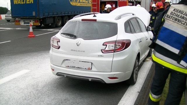 Pożar samochodu na autostradzie A2