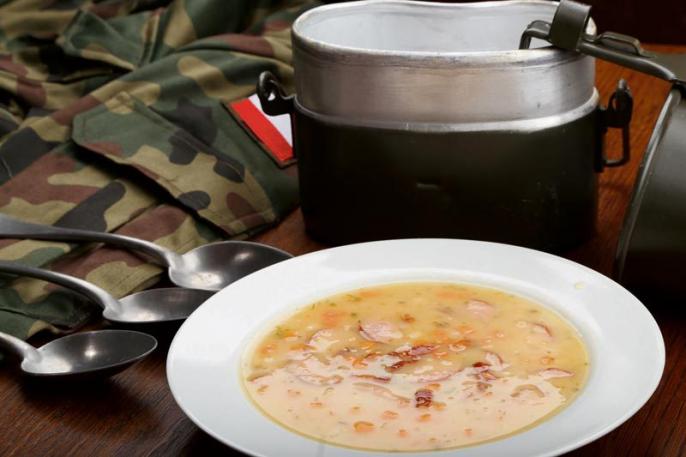 Przedwojenna kuchnia konińska – Grochówka wojskowa