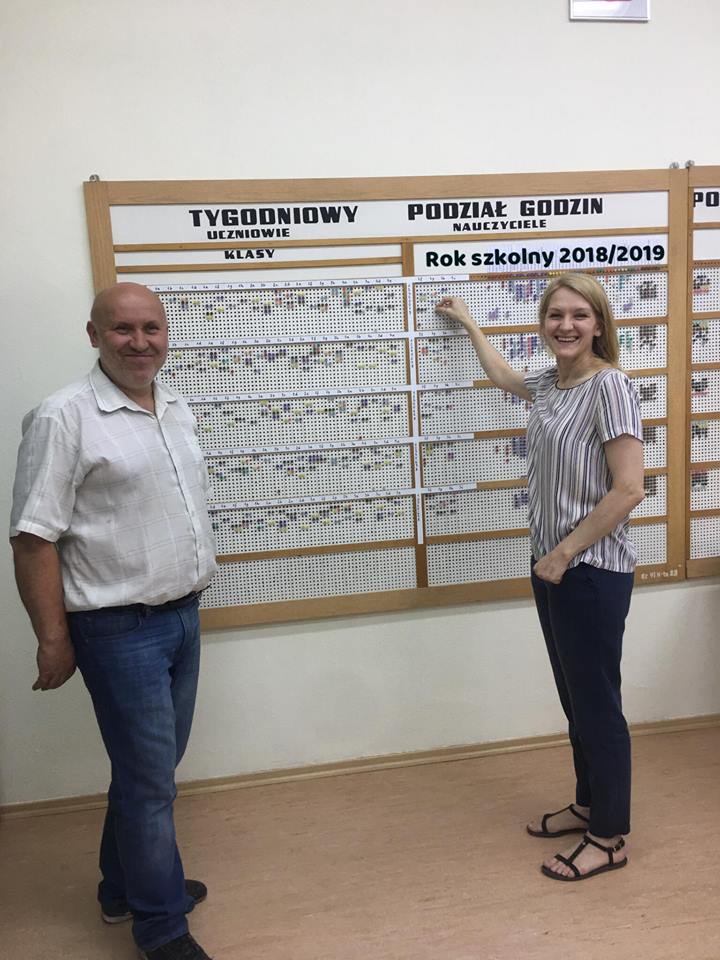 Foto – pstryk – II LO, Plan lekcji prawie gotowy…