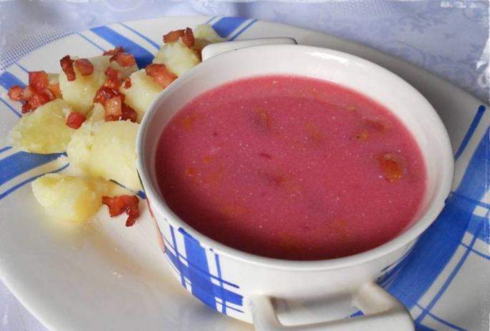 Przedwojenna kuchnia konińska – Zupa ze śliwek