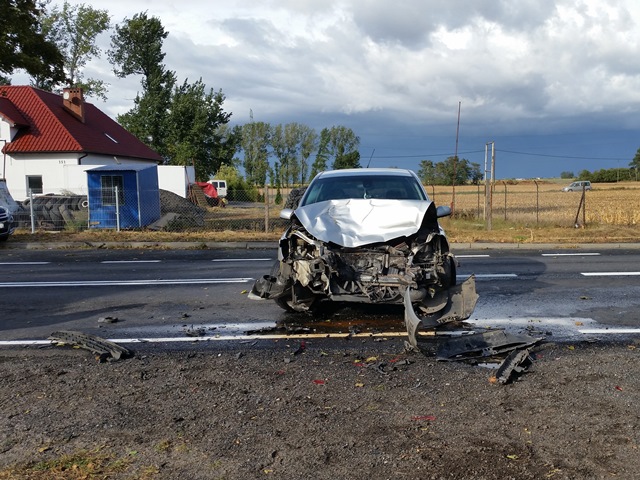 Zderzenie dwóch samochodów  w miejscowości Spławie