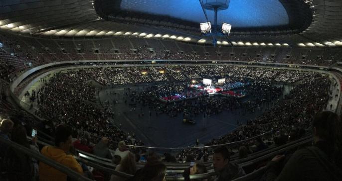Młodzież z dekanatu tureckiego na Stadionie Młodych w Warszawie