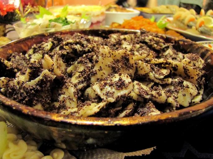 Przedwojenna kuchnia konińska – Kluski z makiem