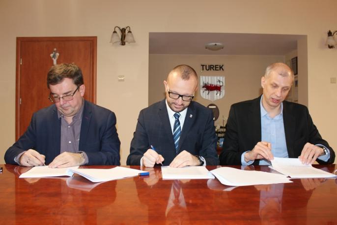 Umowa na odwiert wód termalnych podpisana… ale w Turku