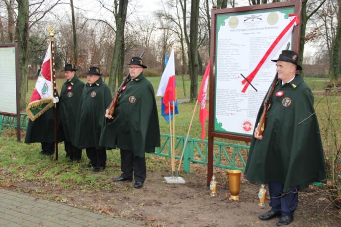 Nowa tablica Kurkowego Bractwa Strzeleckiego