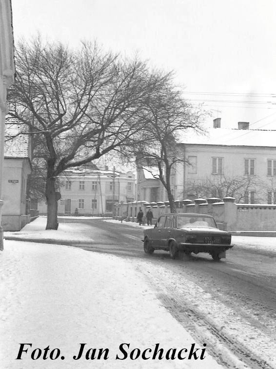 Zima w Koninie  – Ulica Kościelna – lata siedemdziesiąte