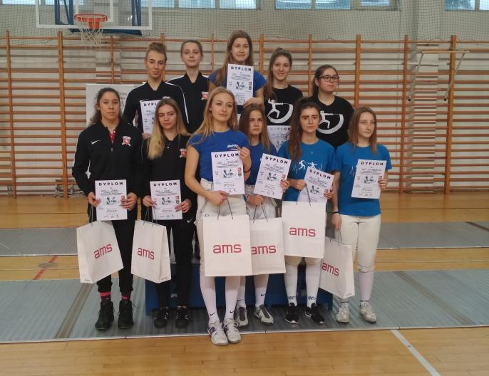 Dwa medale Mistrzostw Polski Juniorów w szabli