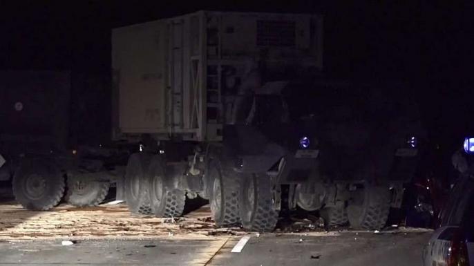 A2 zablokowana – Kolizja wojskowych pojazdów