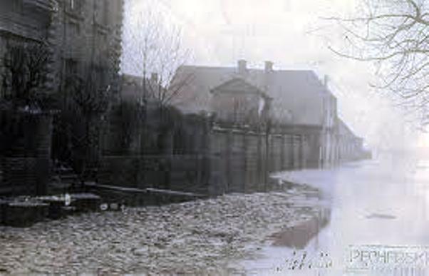 Aż pod plebanię …