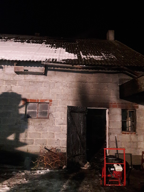 Pożar budynku gospodarczego – Bierzwienna Długa-Kolonia