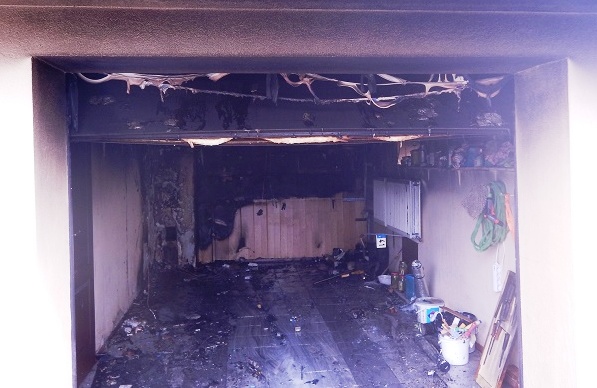 Pożar garażu w Kole