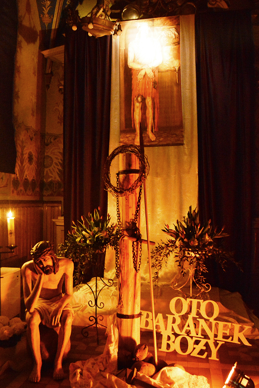 Świąteczny wystrój w kolskiej Farze