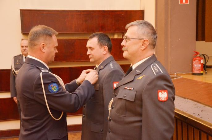 Święto Flagi RP oraz 3 Maja w 8. Bazie Lotnictwa Transportowego