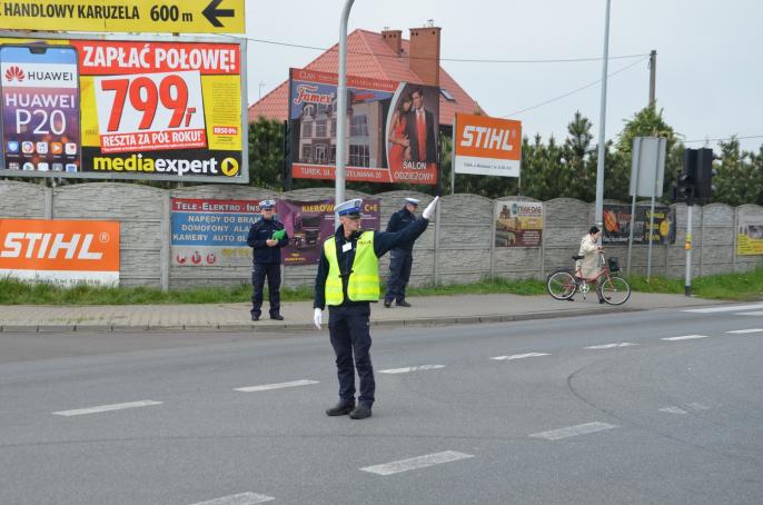 Policjanci z Turku najlepsi w międzypowiatowym konkursie Policjant Ruchu Drogowego 2019