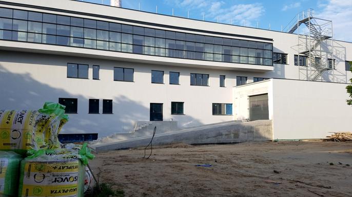 Rozbudowa szpitala – trwają prace łączenia budynków