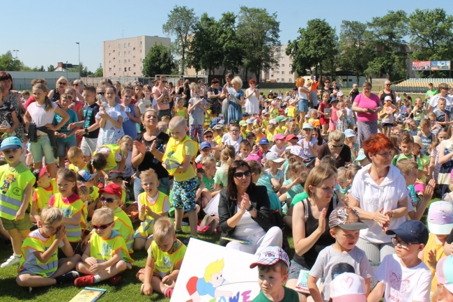 Wielkie czytanie na stadionie