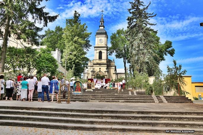 Kramsk – Procesja uwielbienia