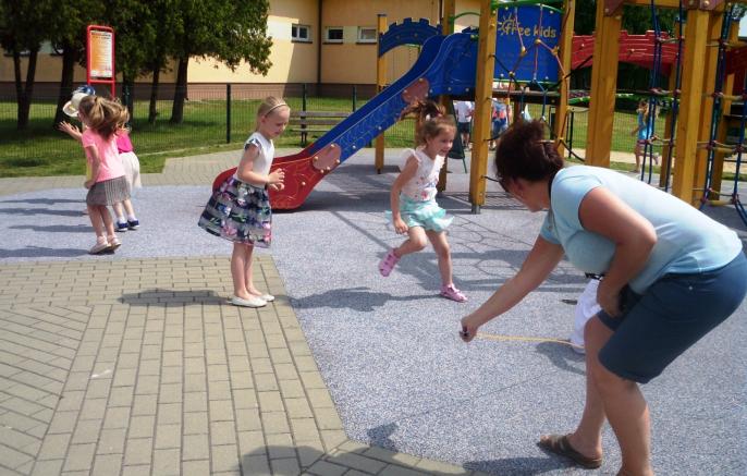 W Malanowie powstała siłownia zewnętrzna i plac zabaw