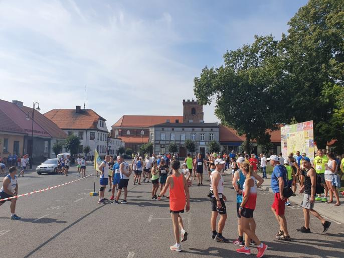 Pokonali 10 km w pełnym słońcu