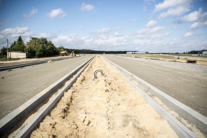 Wkrótce na Kleczewskiej pierwsza warstwa asfaltu