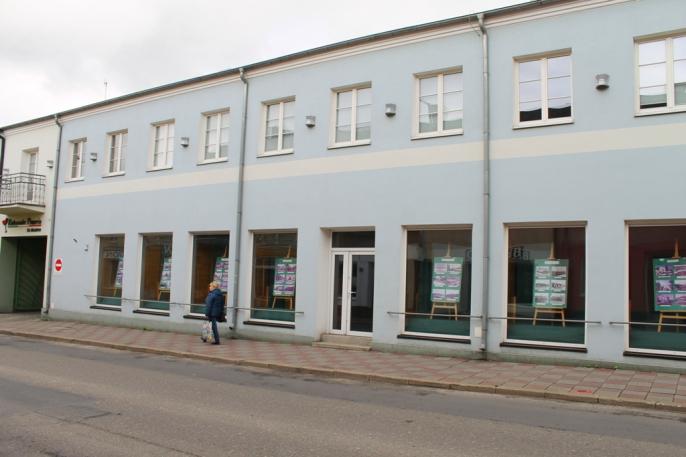 Od księgarni do nowoczesnej wystawy