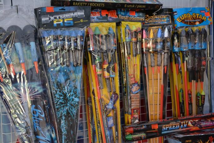 Zbliża się noc sylwestrowa – warto pamiętać o bezpieczeństwie i kilku zakazach