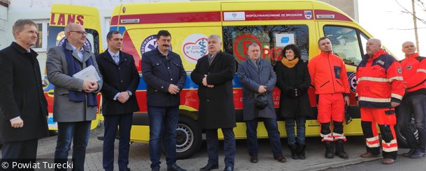 Nowa karetka w Dobrej