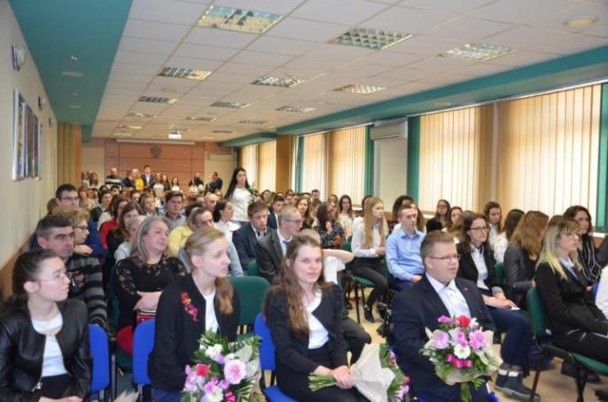Najlepsi uczniowie z powiatu odbiorą stypendia Starosty Konińskiego