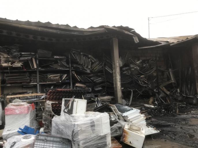 Pożar hali magazynowej