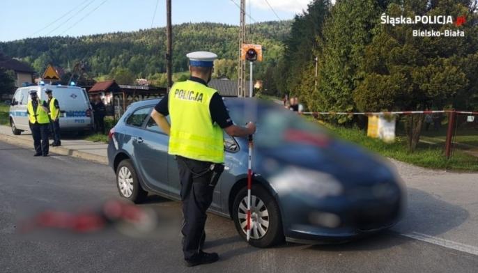 Kolarki walczą o życie po zderzeniu z samochodem. Jedna z nich pochodzi z Wielkopolski