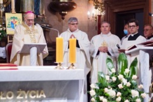 Ksiądz prał. ppłk. Krzysztof Karpiński oficjalnie proboszczem parafii w Russocicach.