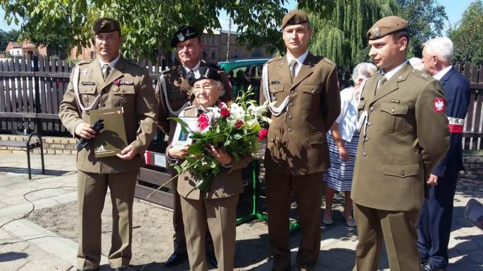 Awans dla łączniczki z AK