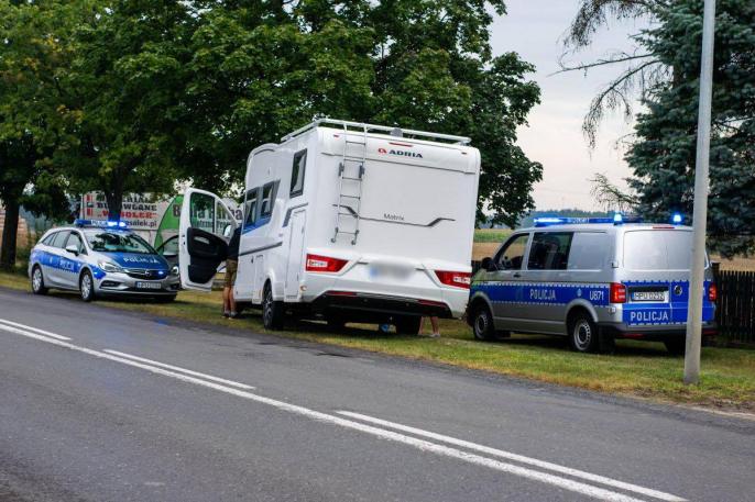 KRADLI DROGIE KAMPERY I MASĘ INNYCH AUT. ZATRZYMALI ICH POLICJANCI Z WIELKOPOLSKI