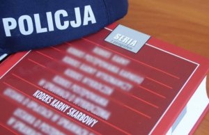 Ponad tysiąc paczek nielegalnych papierosów zabezpieczonych przez policjantów
