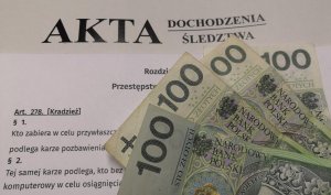 Starsza kobieta okradziona na 20 tysięcy złotych