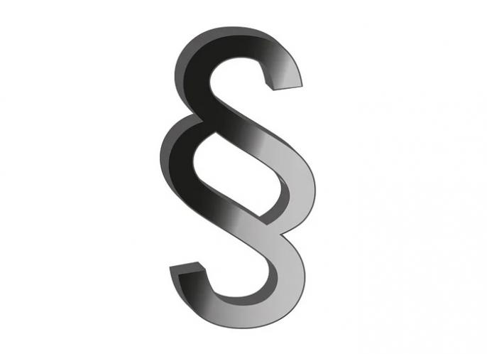 WŁAMAŁ SIĘ DO ALTANY I ZASNĄŁ, OBUDZILI GO POLICJANCI