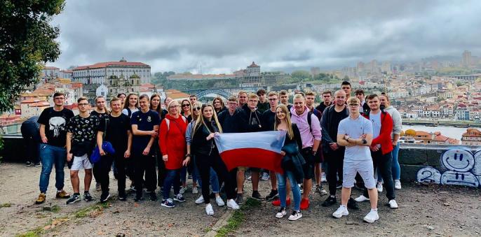 Staże zawodowe w Portugalii uczniów z ZSEU w Żychlinie