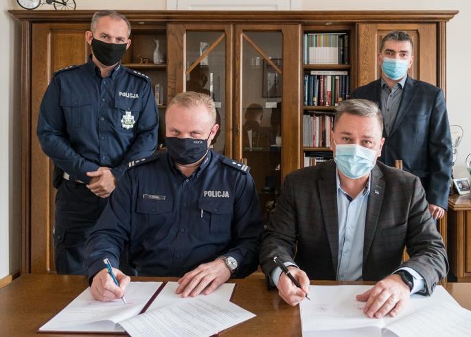 Umowa w zakresie współdziałania podczas zdarzeń drogowych oraz poprawy bezpieczeństwa ruchu drogowego podpisana
