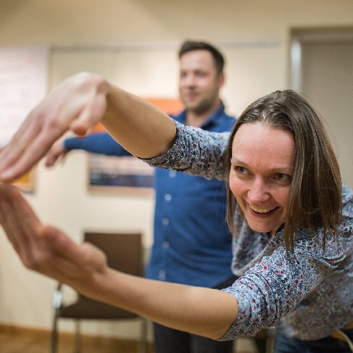 Zaproszenie na WARSZTATY DOBRYCH SPOTKAŃ DLA NAUCZYCIELI I INNYCH OSÓB PRACUJĄCYCH Z DZIEĆMI I MŁODZIEŻĄ