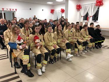 Ślubowanie Młodzieżowej Drużyny Pożarniczej w Bielawach