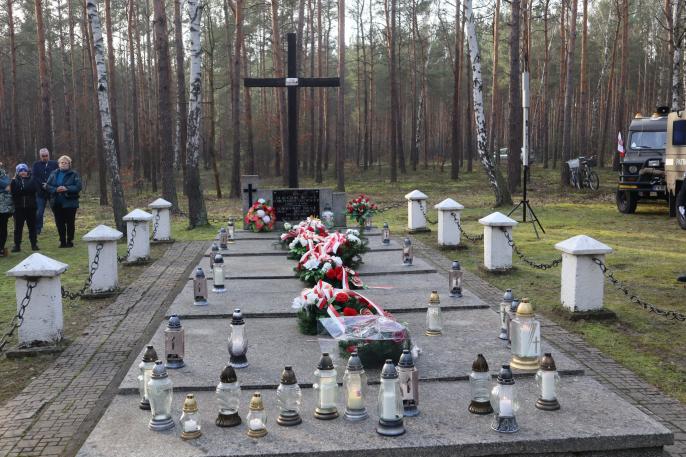 Pamięć i Nadzieja w Turach